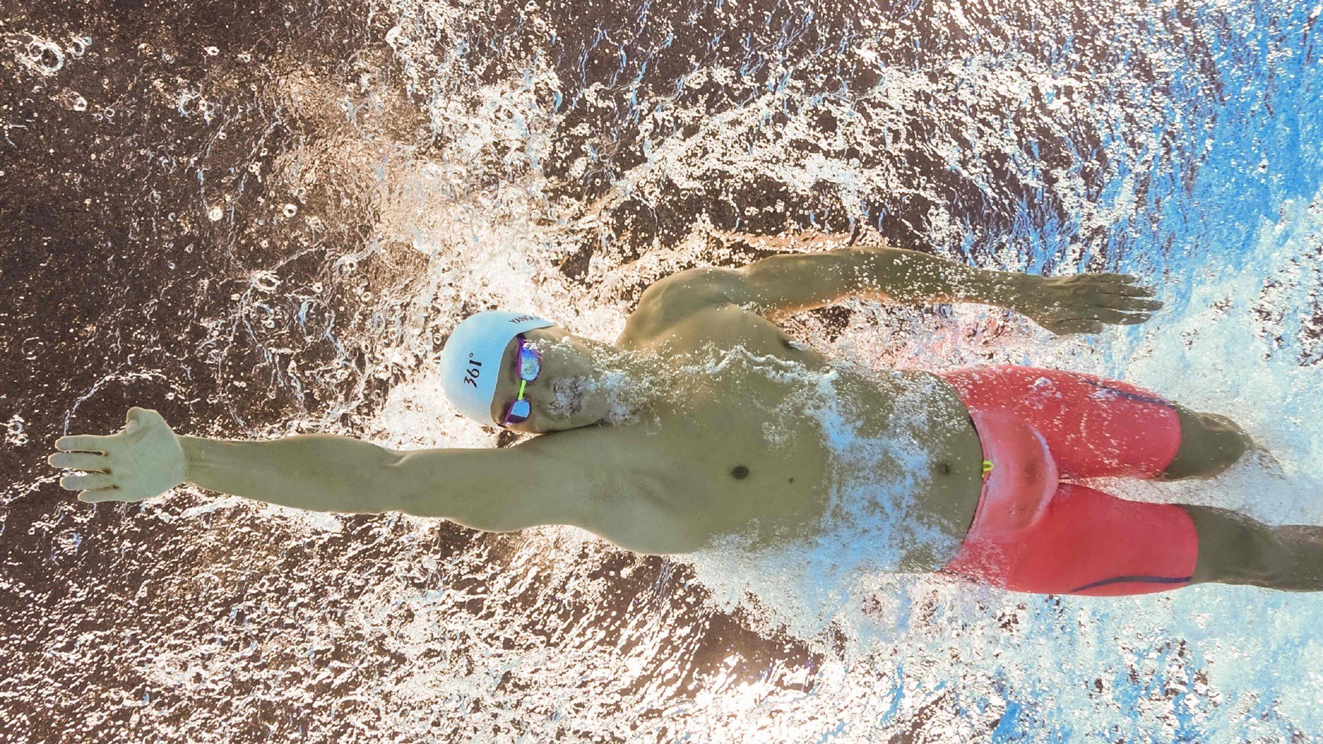 仰泳技术稳定希腊持续领跑,仰泳技术图解