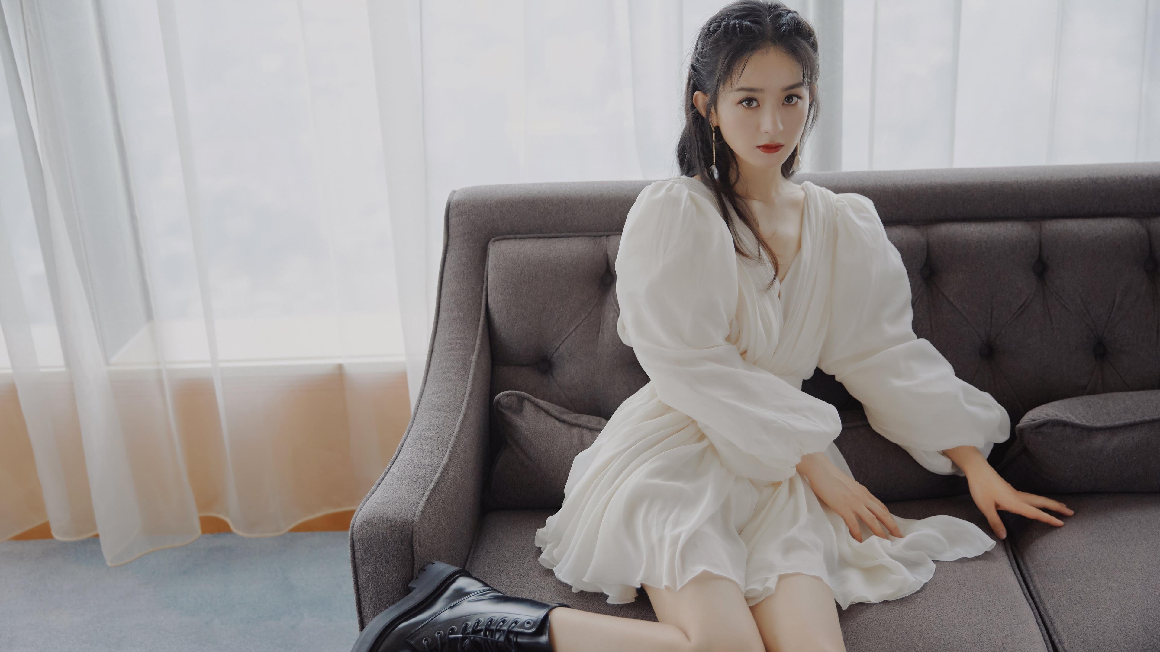 西班牙女足首次捧起欧冠奖杯,西班牙女足厉害吗