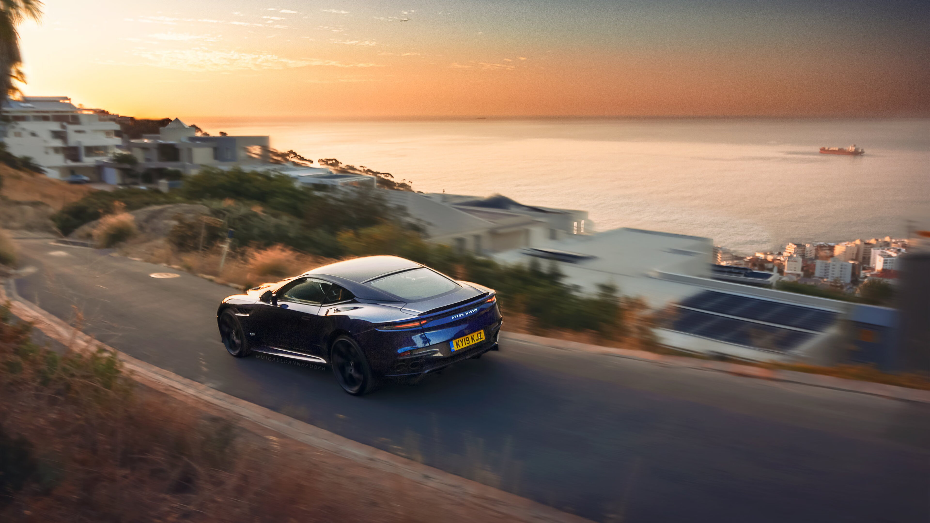 爱游戏综合娱乐-詹姆斯回顾赛季感谢团队支持，詹姆斯获胜